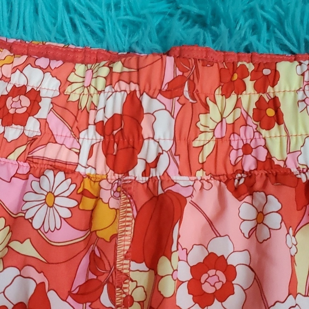 Avia Floral Athletic Shorts - Picture 2 of 5